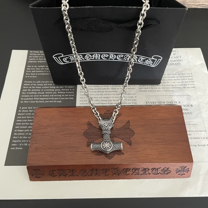 Ch**me He**ts necklaces